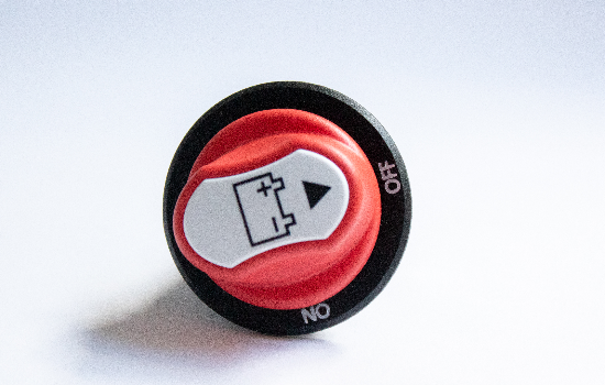 BC2-DC (1) Panel mounted, ignition protected battery switches with ON-OFF actuation, allowing for a safe and reliable shutdown of power during maintenance. Compact design and the different continuous rating options._0